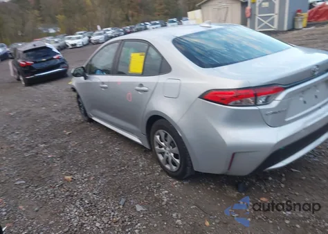 2020 Toyota Corolla Le z USA, uszkodzony, nr VIN 5YFEPRAE3LP030281